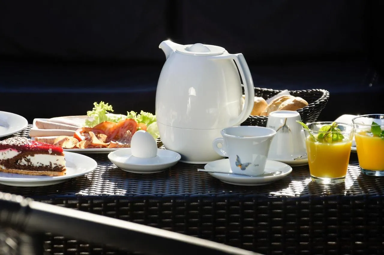 Hotel Athen Kelsterbach Frankfurt Airport Germany