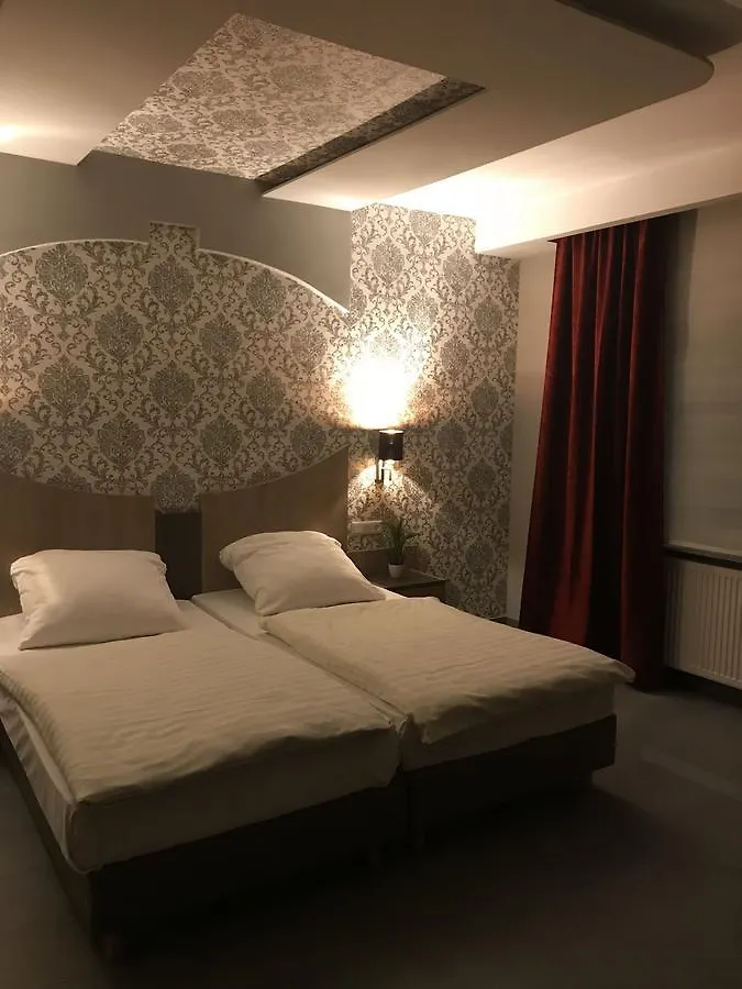 Hotel Athen Kelsterbach Frankfurt Airport 3*,