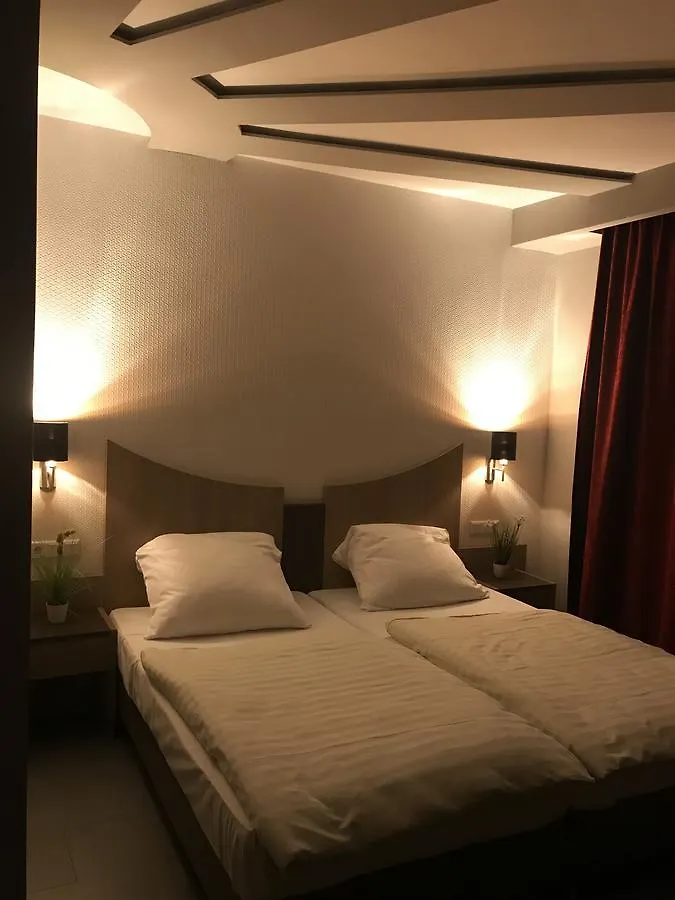 Hotel Athen Kelsterbach Frankfurt Airport 3*,  Germany