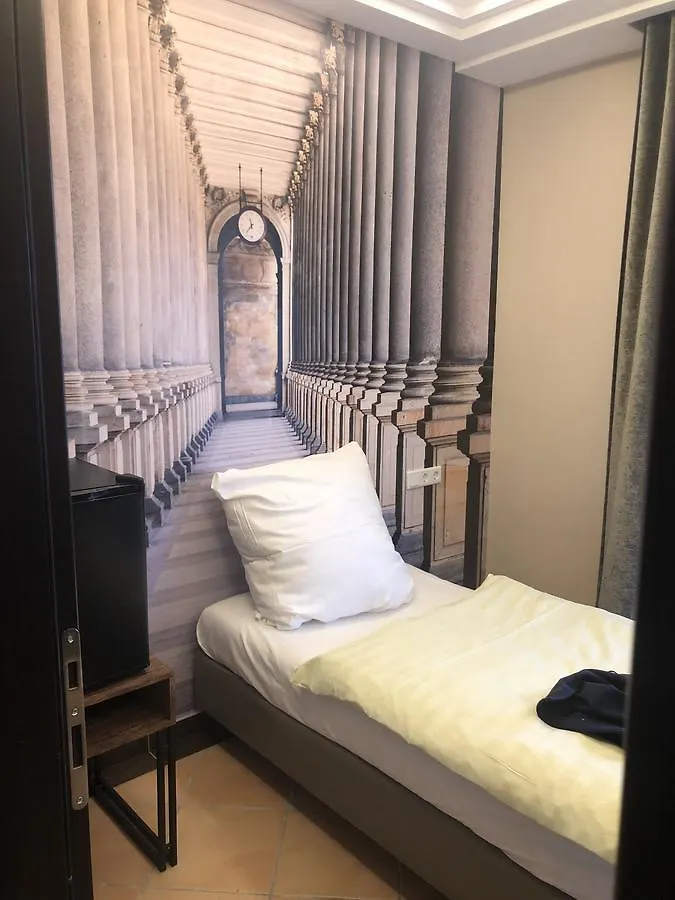 Hotel Athen Kelsterbach Frankfurt Airport Germany