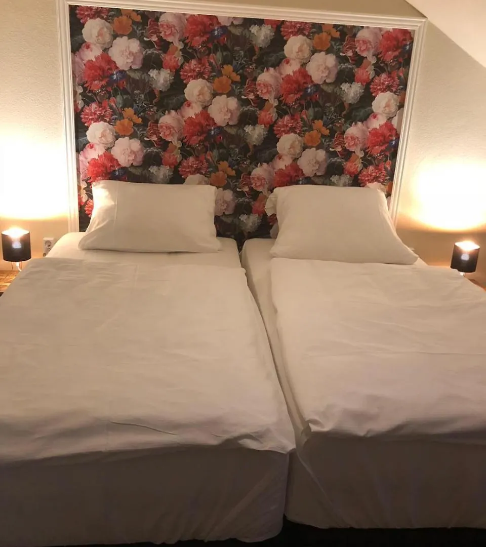 ***  Hotel Athen Kelsterbach Frankfurt Airport Germany