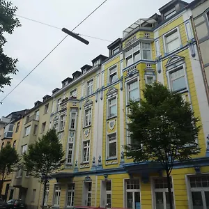 https://gastehaus-grupello.dusseldorf-hotel.net