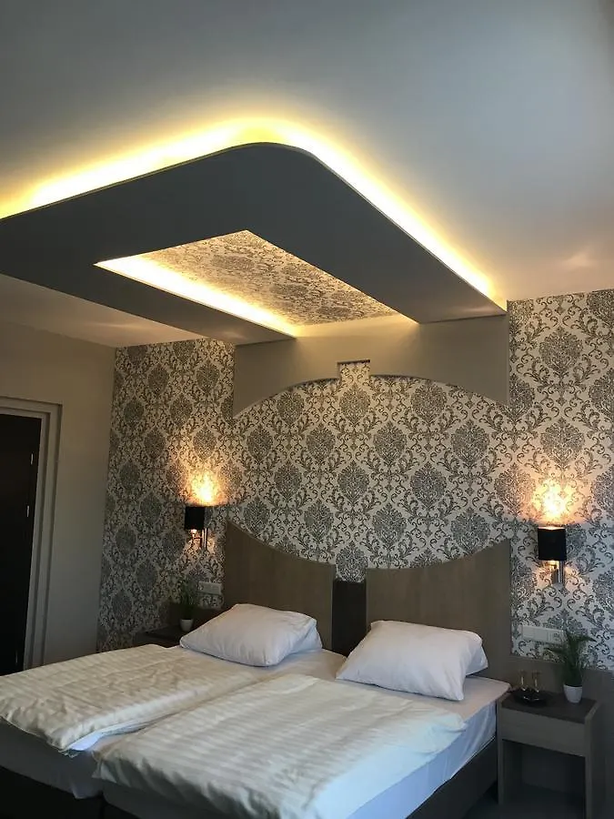 Hotel Athen Kelsterbach Frankfurt Airport 3*,
